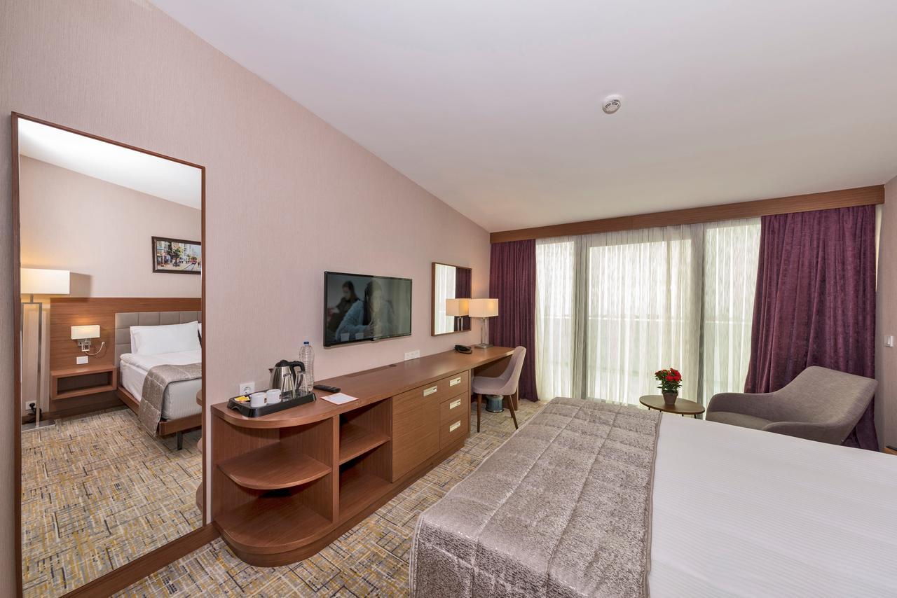 Land Park Hotel Istanbul Exterior photo