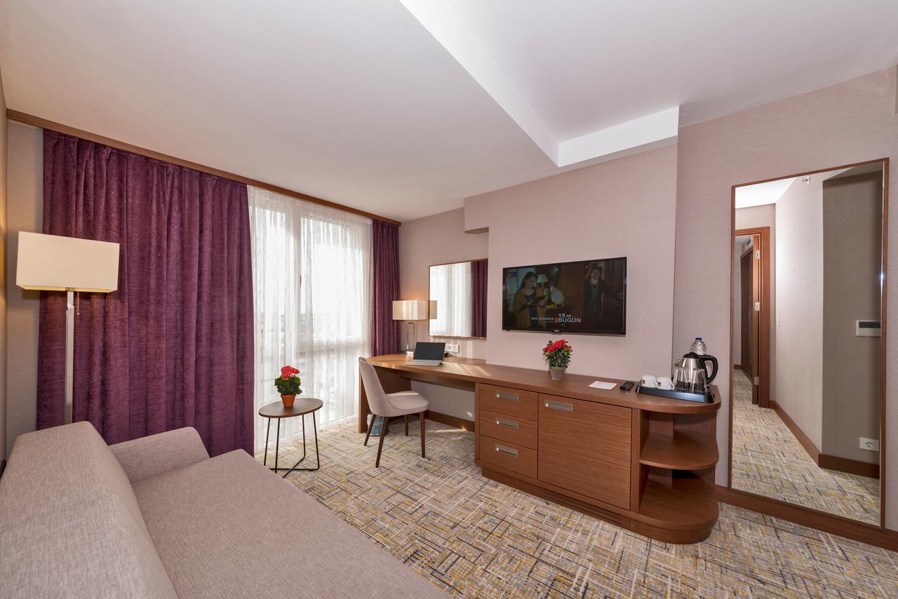 Land Park Hotel Istanbul Exterior photo