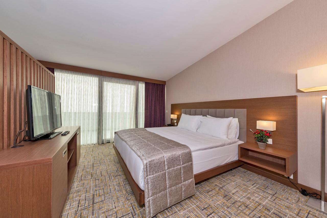 Land Park Hotel Istanbul Exterior photo