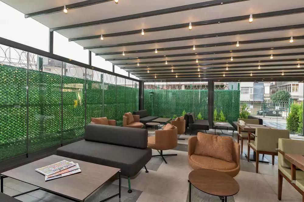 Land Park Hotel Istanbul Exterior photo