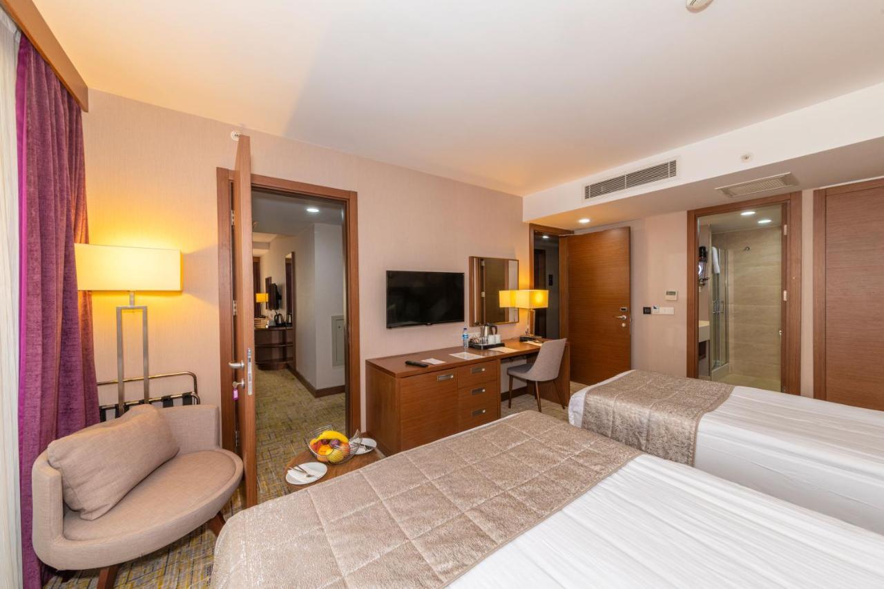 Land Park Hotel Istanbul Exterior photo
