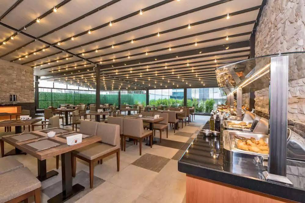 Land Park Hotel Istanbul Exterior photo